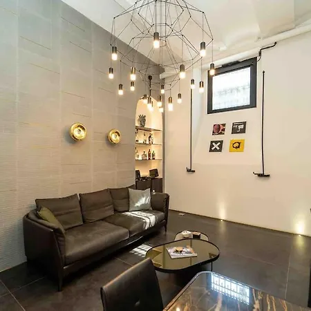 Prestigioso Loft In San Babila A 5 Min. Dal Duomo 公寓